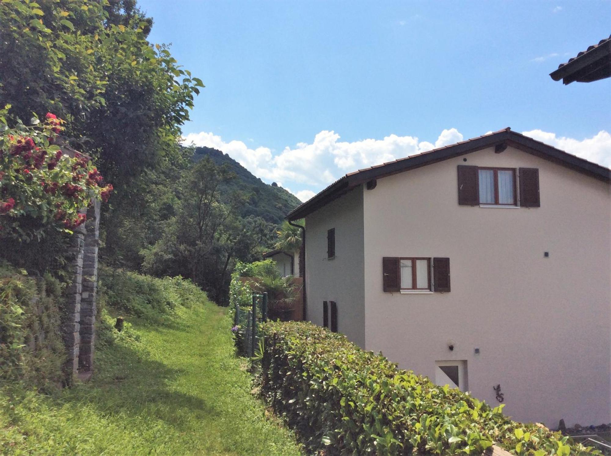 Residenza Al Castagno Duplex By Fewotessin Piazzogna Экстерьер фото